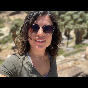 Meet your Posher, Raina